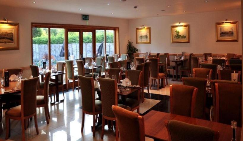 Acorn Lodge Hotel Gatwick & Parking Горлі Екстер'єр фото