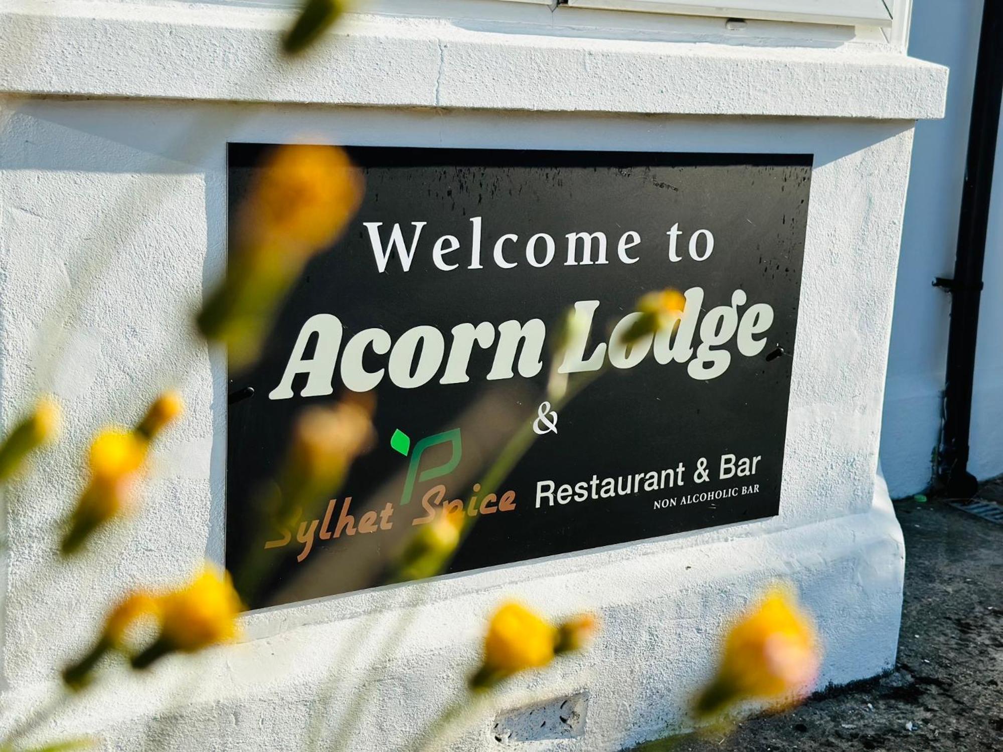 Acorn Lodge Hotel Gatwick & Parking Горлі Екстер'єр фото