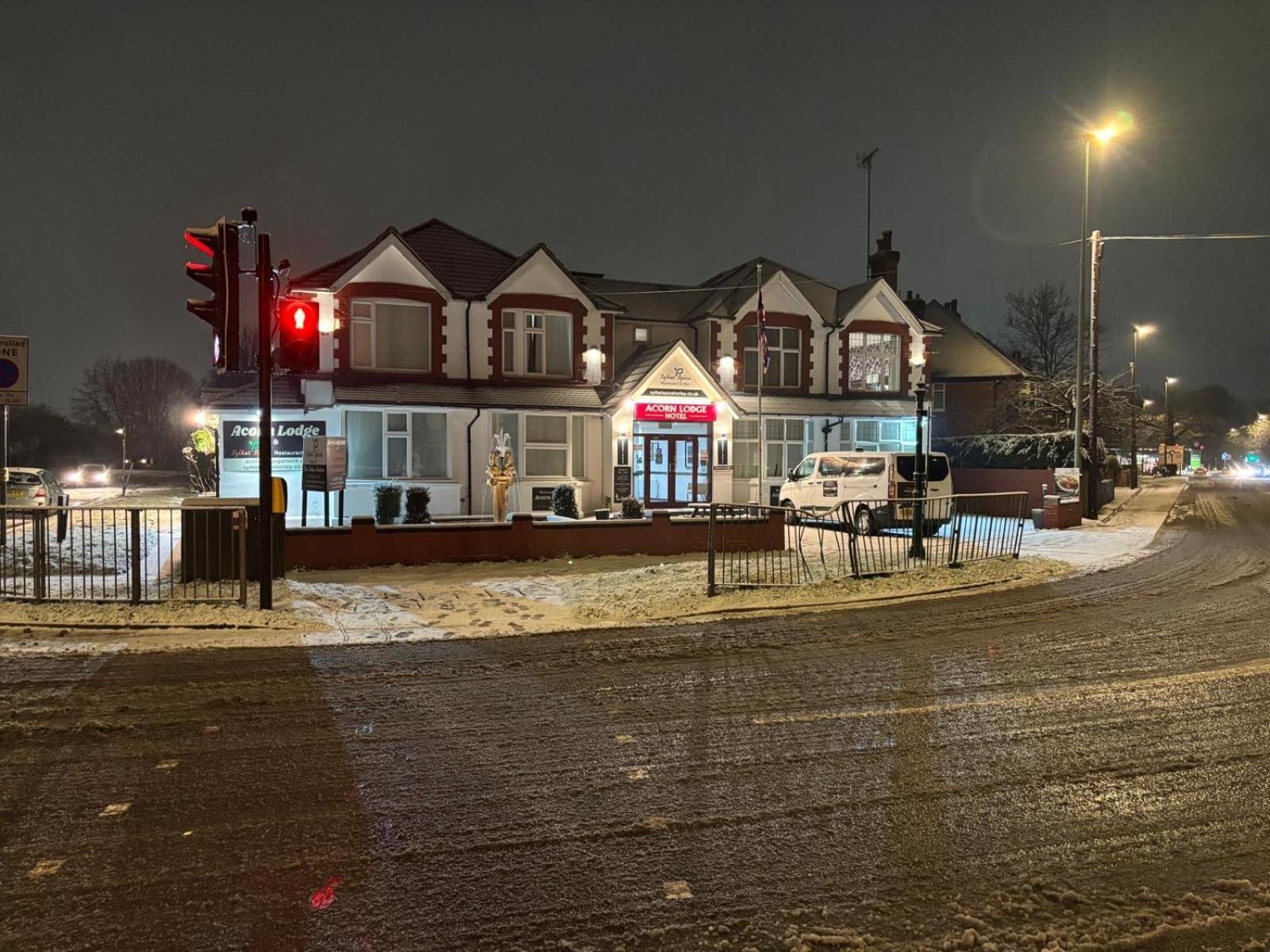 Acorn Lodge Hotel Gatwick & Parking Горлі Екстер'єр фото