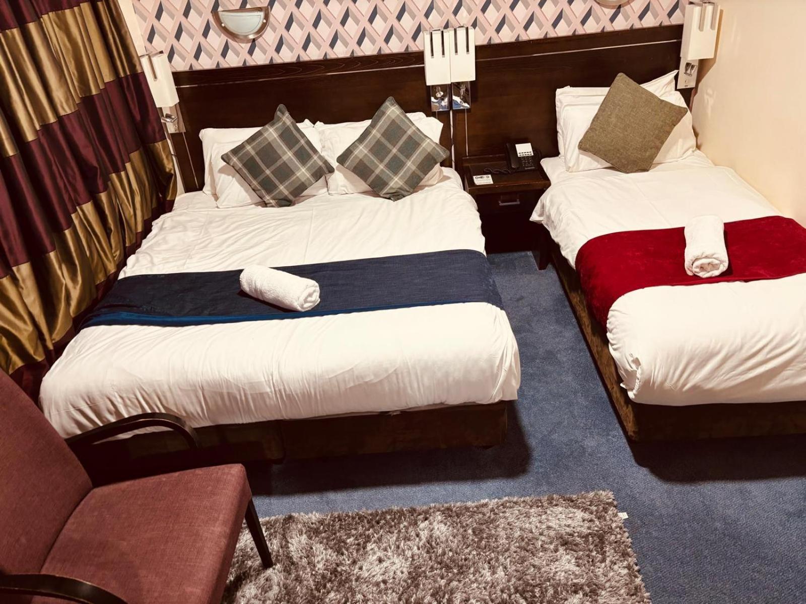 Acorn Lodge Hotel Gatwick & Parking Горлі Екстер'єр фото